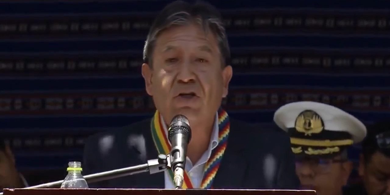 VICEPRESIDENTE PIDE DISCULPAS POR BOCHORNOSA SESIÓN