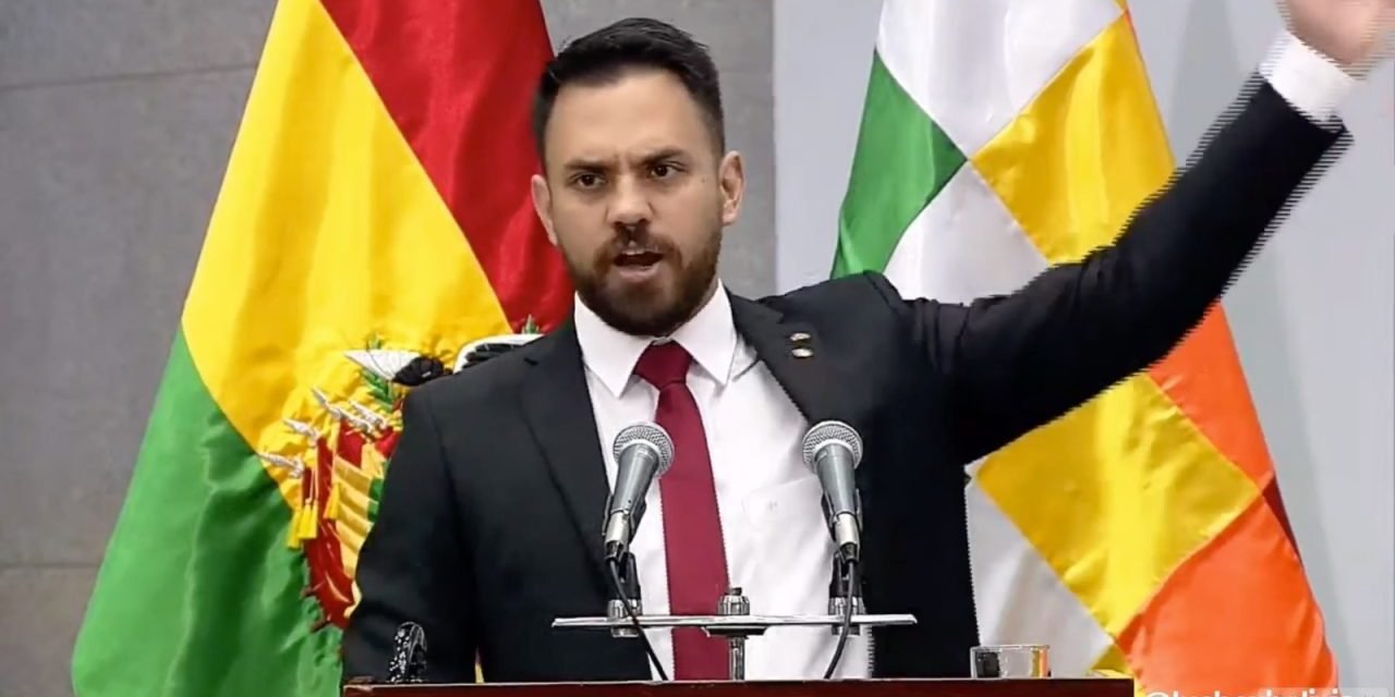 ‘NO VAMOS A DIALOGAR CON DELINCUENTES, RESPONDE MINISTRO A PEDIDO DE DIALOGO DE EVO MORALES