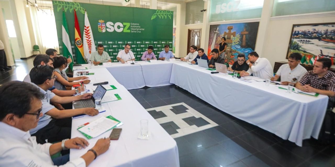 GOBERNADORES RECHAZAN EL PROYECTO DEL PGE 2025 POR INCUMPLIRSE ACUERDOS DEL CONSEJO DE AUTONOMÍAS