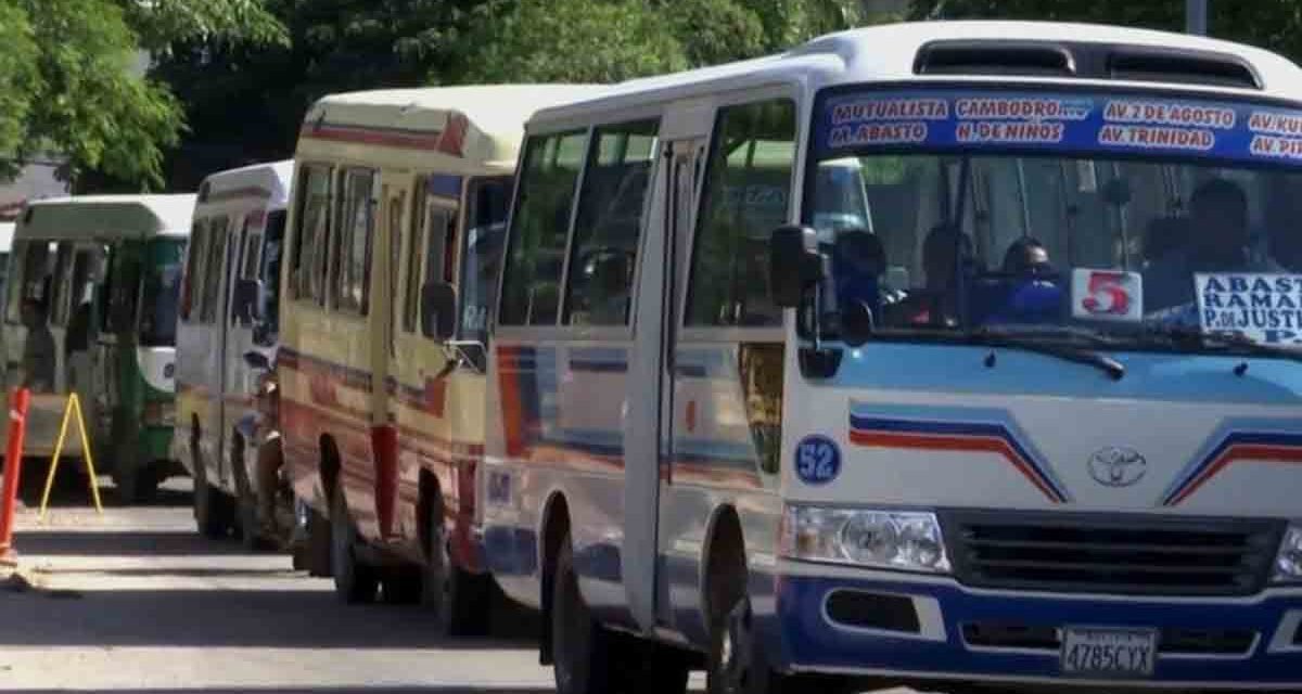 TRANSPORTE AMENAZA CON PARO INDEFINIDO SI NO SE APRUEBA NUEVA TARIFA