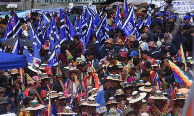 CSUTCB PLANTEA ELIMINAR LA REELECCIÓN CONTINUA EN TODOS LOS CARGOS PÚBLICOS