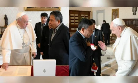 EL PAPA FRANCISCO RECIBE EN AUDIENCIA PRIVADA A DAVID CHOQUEHUANCA