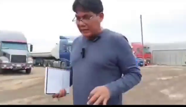 TRANSPORTISTAS ABUCHEAN A DIPUTADO ARCE EN SU VISITA A ARICA