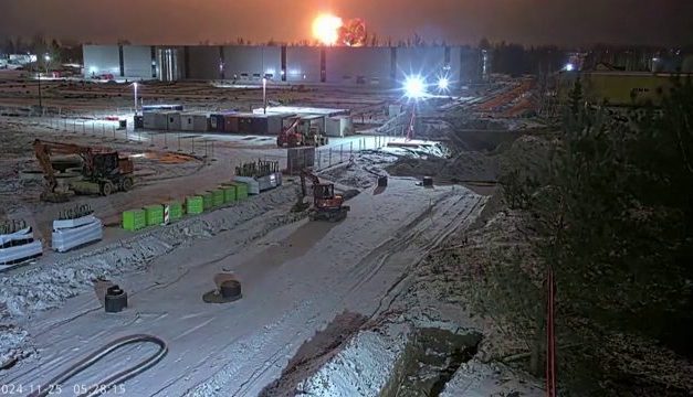 AVIÓN DE CARGA SE ESTRELLA EN ZONA RESIDENCIAL EN LITUANIA