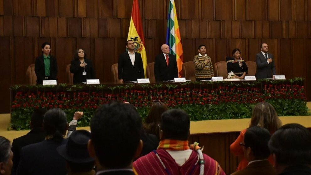 EL TSE PIDE A MAGISTRADOS ELECTOS ADMINISTRAR JUSTICIA CON EQUIDAD Y SIN PRESIONES