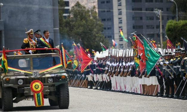 EN ANIVERSARIO DEL EJÉRCITO ARCE LES PIDE GARANTIZAR LA DEFENSA Y SEGURIDAD DEL ESTADO