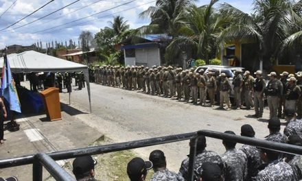 CON ACTO DE DESAGRAVIO, LA POLICÍA RETORNA AL TRÓPICO TRAS 48 DÍAS