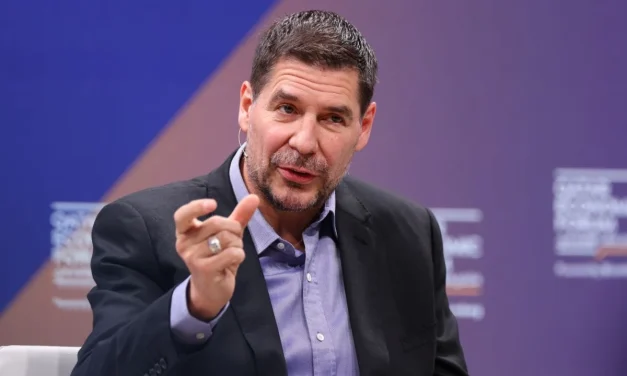 “VOLVERÉ A BOLIVIA EL DÍA EN QUE TENGAMOS UN NUEVO PRESIDENTE” EXPRESO CLAURE