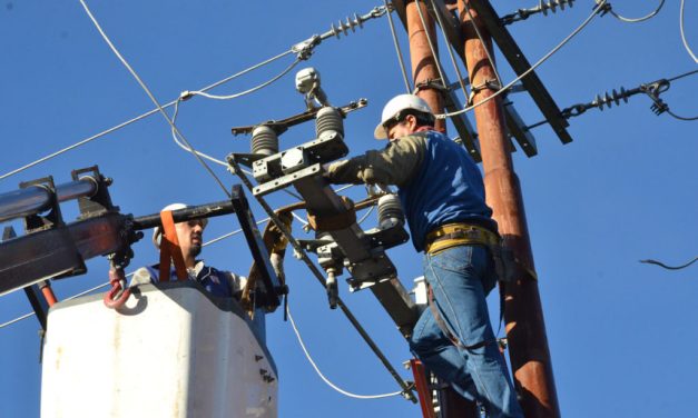 CORTAN ELECTRICIDAD EN OFICINAS MUNICIPALES POR FALTA DE PAGO