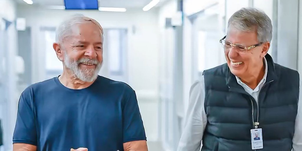 LULA DA SILVA APARECIÓ POR PRIMERA VEZ TRAS LA CIRUGÍA INTRACRANEAL