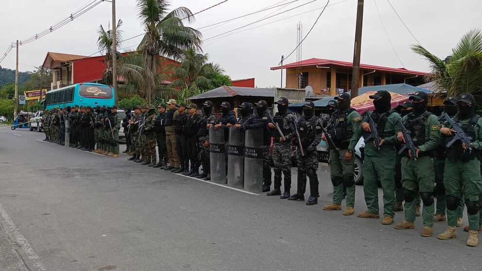 CONTINGENTE POLICIAL QUE SE DIRIGÍA AL TRÓPICO NO LLEGÓ POR PRESUNTAS AMENAZAS