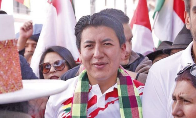 ANUNCIAN AGRUPACIÓN PARA POSTULAR A MARCO PUMARI A LA ALCALDÍA DE POTOSÍ