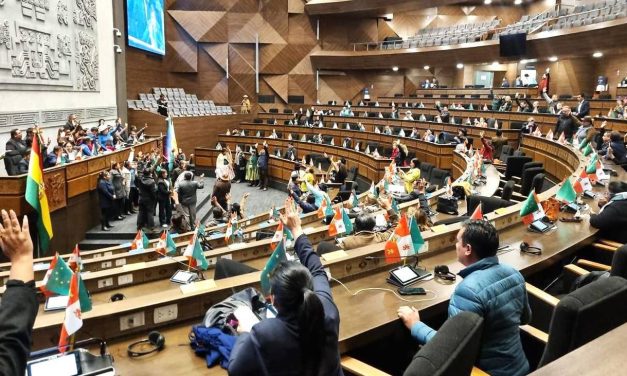 CONVOCAN PARA EL VIERNES A SESIÓN DEL PLENO DE LA CÁMARA DE DIPUTADOS PARA TRATAR LA LEY DE ESCAÑOS