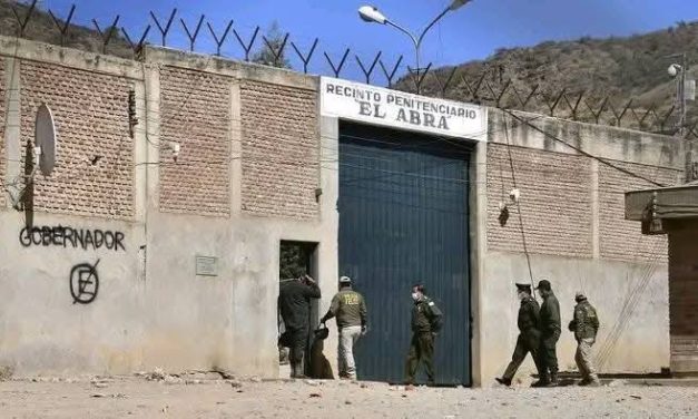 REO SENTENCIADO POR ASESINATO SE FUGA DEL PENAL DE EL ABRA