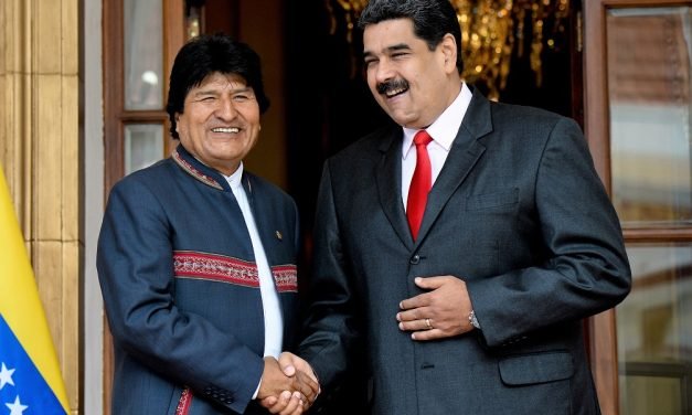 EVO RESPALDA INVESTIDURA DE MADURO Y DENUNCIA “INTENTOS DE DESESTABILIZACIÓN” EN VENEZUELA