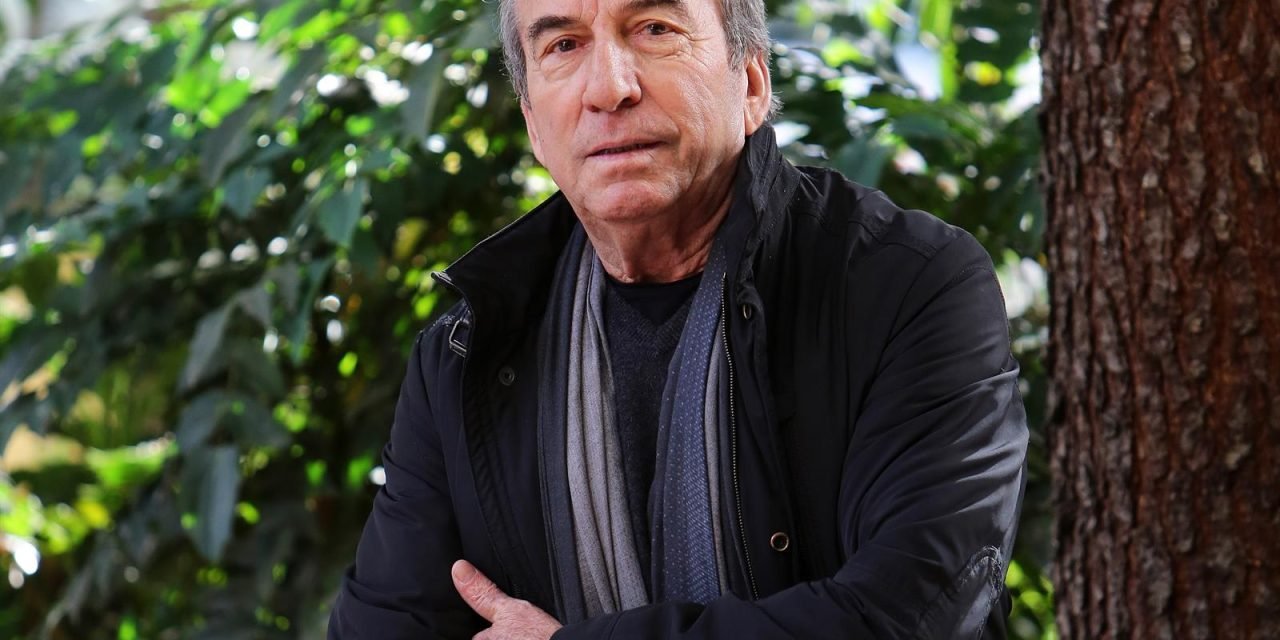 JOSÉ LUIS PERALES CUMPLE 80 AÑOS, EL CANTANTE QUE NUNCA QUISO SER FAMOSO Y SE CONVIRTIÓ EN UNA ESTRELLA