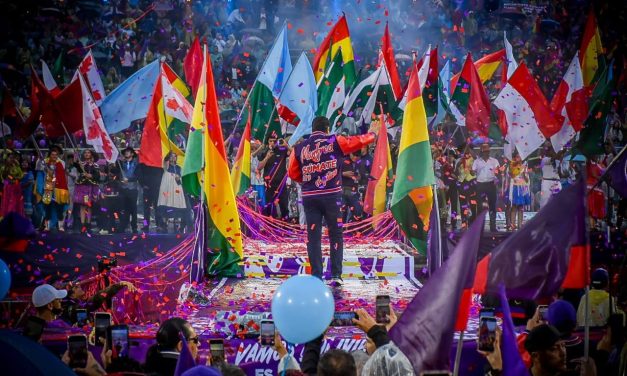 MANFRED ES PROCLAMADO CANDIDATO PRESIDENCIAL Y  NIEGA ALIANZA CON EL MAS