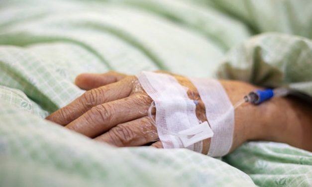 REPORTAN PRIMER FALLECIDO DEL AÑO POR COVID-19 EN SANTA CRUZ