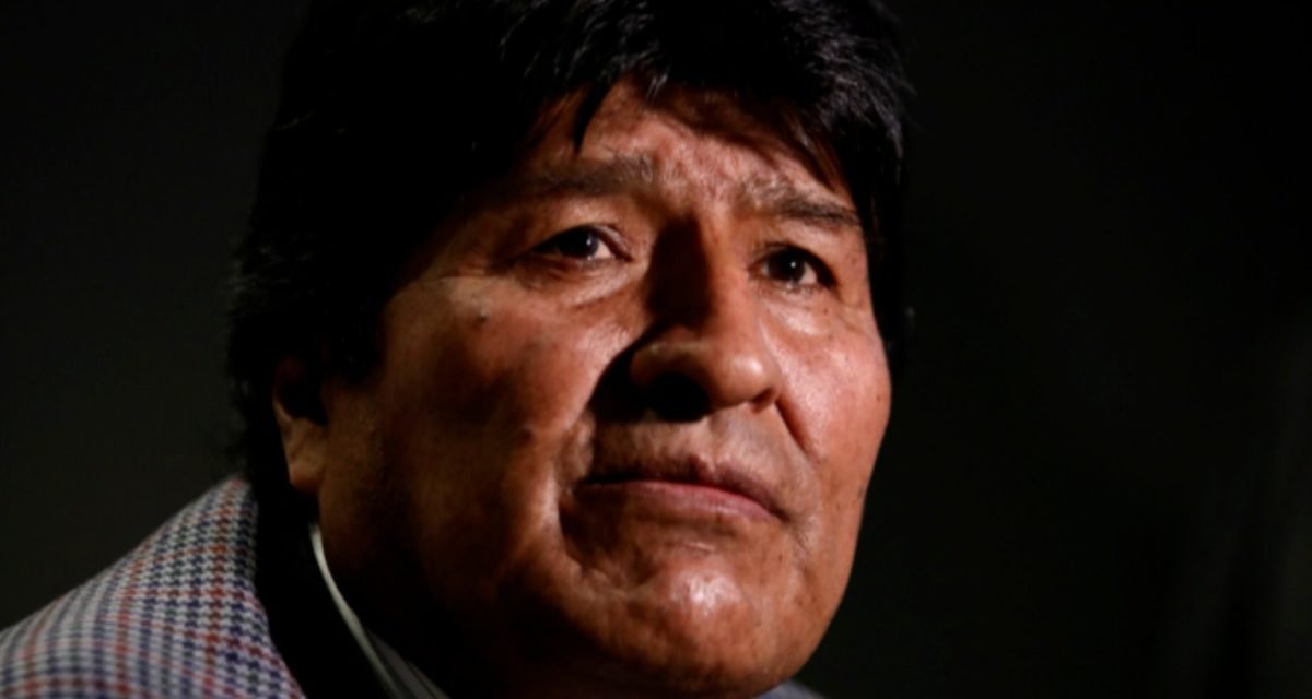 JUEZ DECLARA EN REBELDÍA A EVO MORALES Y ORDENA SU APREHENSIÓN