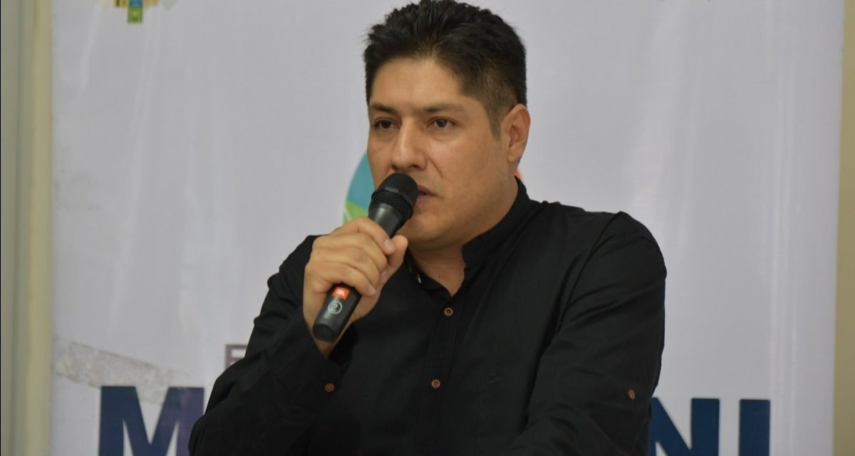 LISPERGUER PAGÓ $US 100 MIL POR SU CARGO A INTERCULTURALES