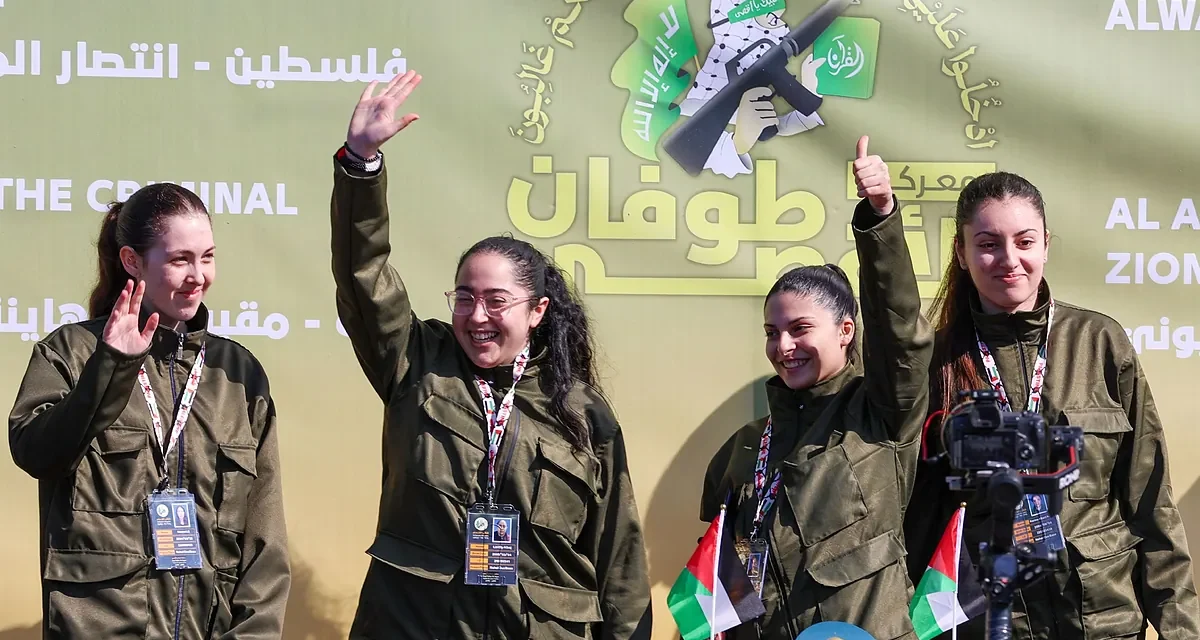 HAMAS LIBERA A CUATRO SOLDADOS ISRAELÍES SECUESTRADOS