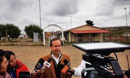 TUTO QUIROGA VISITA A LUIS FERNANDO CAMACHO EN CHONCHOCORO