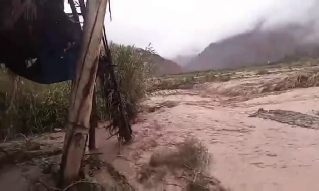 RIADA EN LURIBAY DEJA CULTIVOS DESTRUIDOS Y CAMINOS INTRANSITABLES