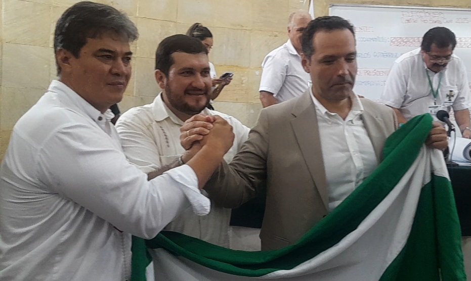 STELLO COCHAMANIDIS ES EL NUEVO PRESIDENTE DEL COMITÉ CÍVICO PRO SANTA CRUZ