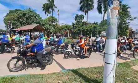 MOTOTAXISTAS DE COTOCA ESTÁN DE ANIVERSARIO