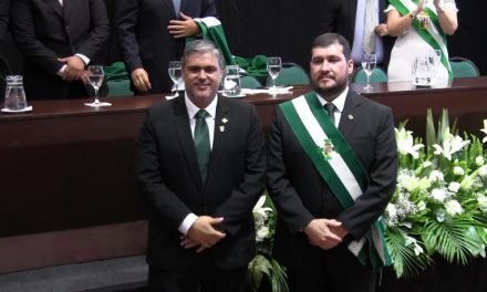 LARACH AGRADECIÓ  POR EL APOYO Y ADVIRTIÓ QUE SE “LAS VA COBRAR” EL HABER EXPUESTO A SU FAMILIA