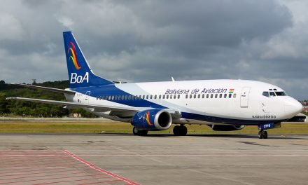 AVIÓN DE BOA DESVÍA SU RUTA, ATERRIZA EN COCHABAMBA Y NO EN SANTA CRUZ