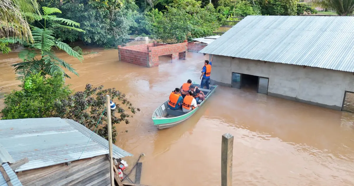 COBIJA DECLARA ALERTA ROJA TRAS DESBORDE DEL ARROYO BAHÍA