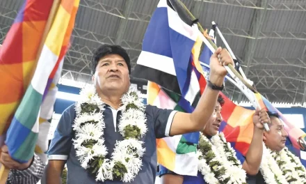 NO TENGAN TEMOR A QUE ESTÉ EN LA PAPELETA ELECTORAL, QUE EL PUEBLO DECIDA DICE EVO