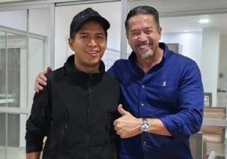 UNA IMAGEN VALE MAS”, DICE MARIO CRONENBOLD Y APARECE JUNTO A ANDRÓNICO