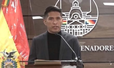 ANDRÓNICO PIDE AL GOBIERNO CONVOCAR A UNA REUNIÓN URGENTE PARA SOLUCIONAR LA FALTA DE COMBUSTIBLE