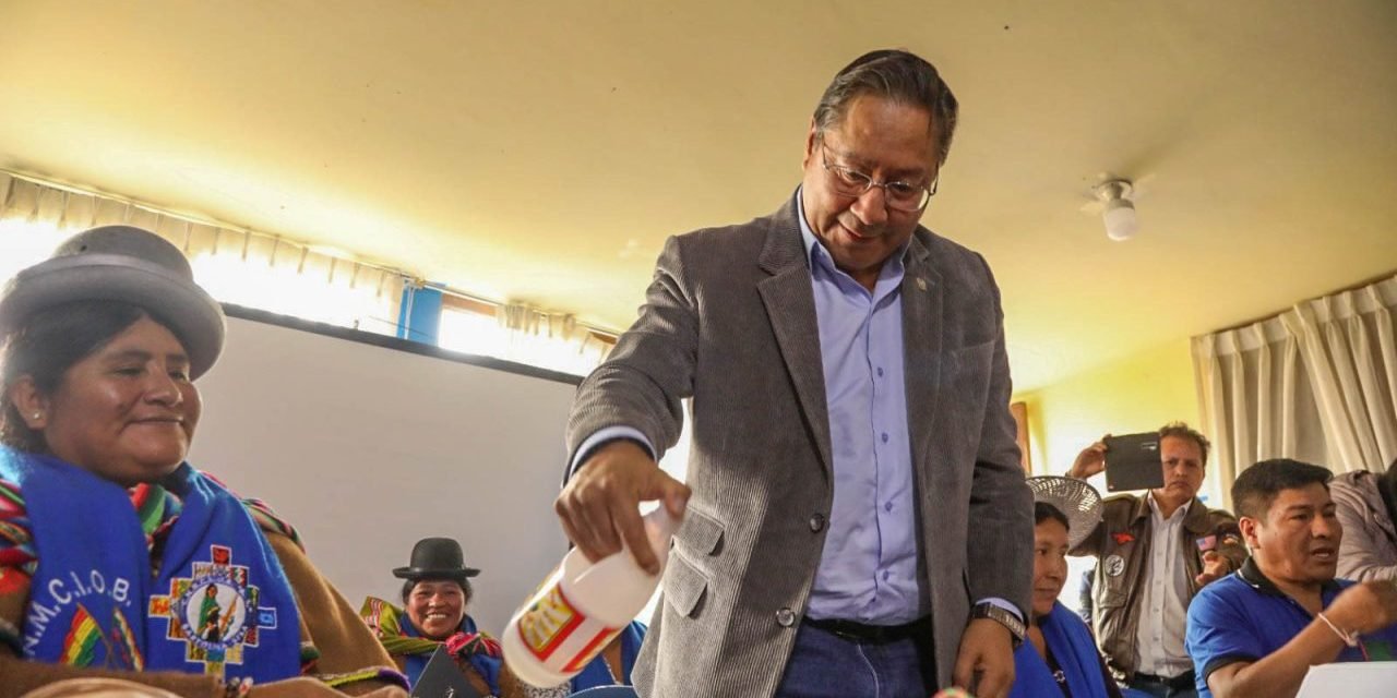 ARCE CULPA DE LA CRISIS A LOS 14 AÑOS DEL GOBIERNO DE EVO