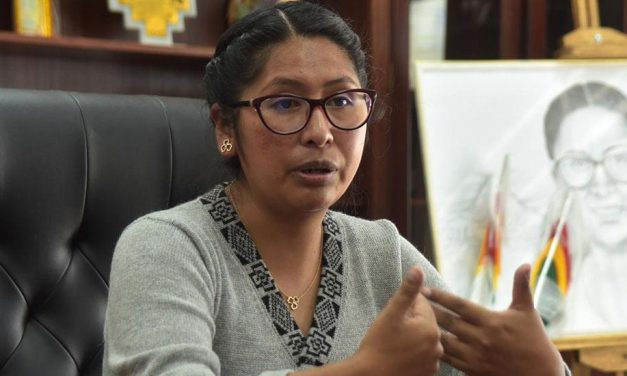 ‘SEÑORES, CUALQUIER GOBIERNO EN EL MUNDO VIVE DE CRÉDITOS’ DICE COPA A ASAMBLEISTAS