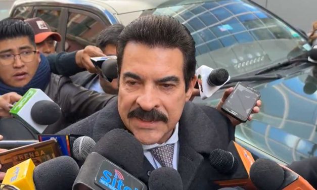 MANFRED REPROCHA A LOS QUE NO ASISTEN A REUNION CON EL GOBIERNO