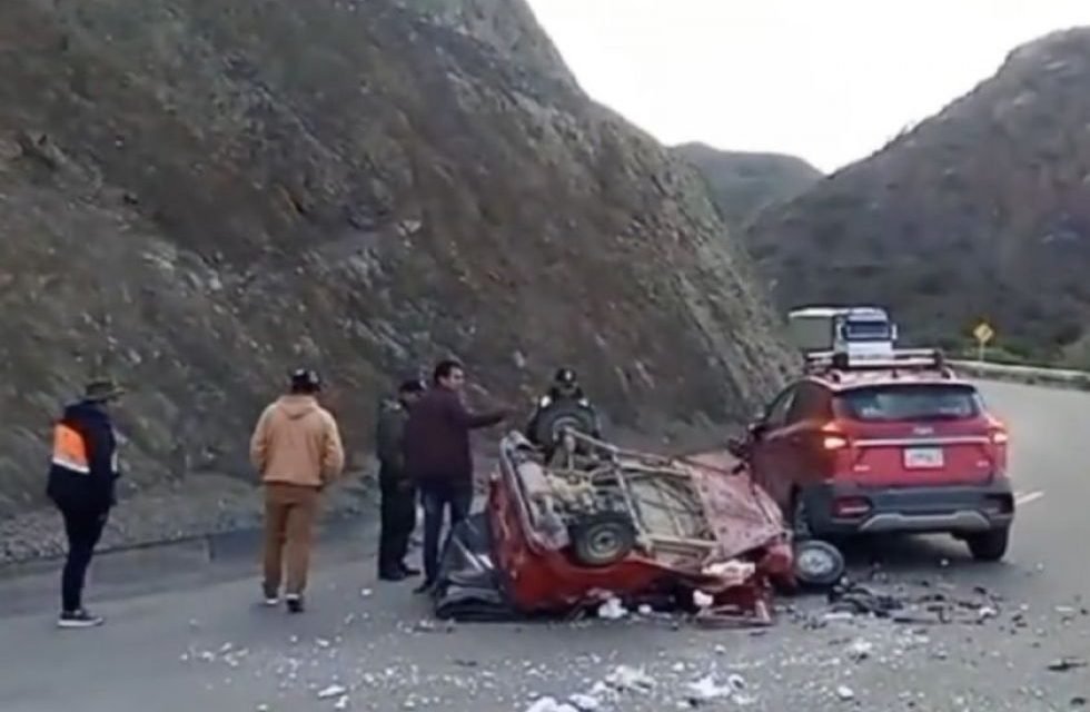 DOS FALLECIDOS Y DOS HERIDOS EN ACCIDENTE EN LA CARRETERA TUPIZA-VILLAZÓN