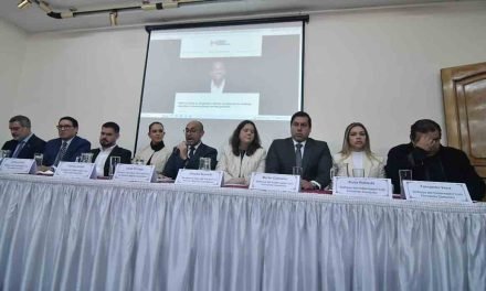 ANUNCIAN ACCIONES JUDICIALES PARA LIBERAR A CAMACHO