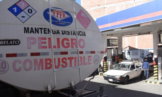 ANH ATRIBUYE FILAS POR COMBUSTIBLE A LA ALTA DEMANDA POR EL CARNAVAL