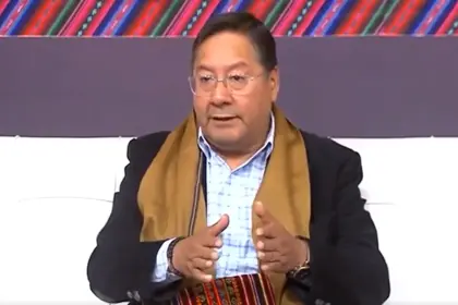 CRISIS DE COMBUSTIBLES SE DEBE A LA FALTA DE DÓLARES Y NO A LA SUBVENCIÓN DICE ARCE