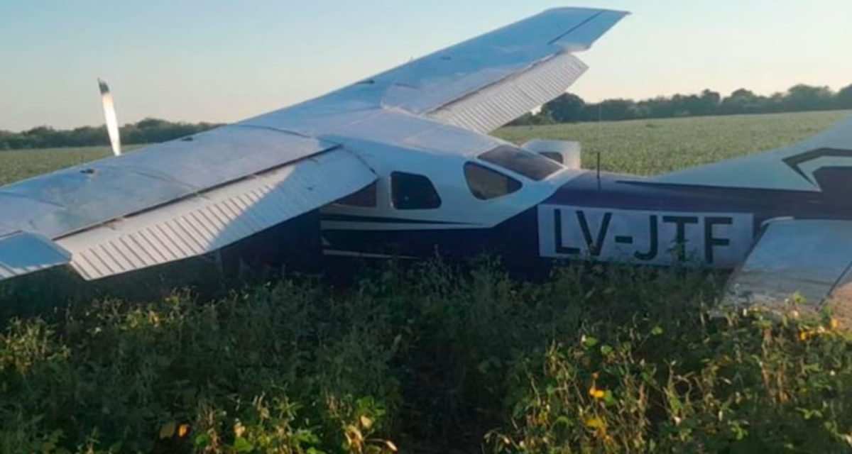 HALLAN AERONAVE CON BANDERA BOLIVIANA ABANDONADA EN ENTRE RÍOS