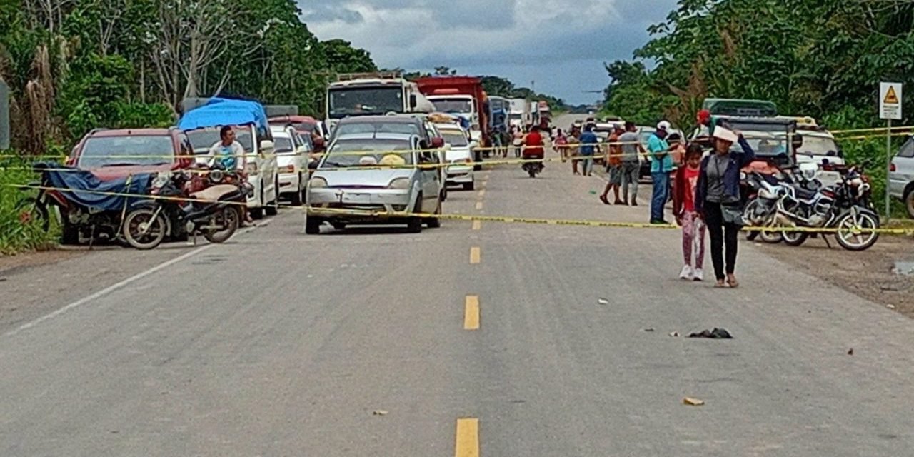 BLOQUEOS POR FALTA DE COMBUSTIBLE CUMPLEN SU SEGUNDO DÍA