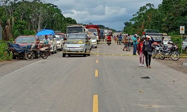 BLOQUEOS POR FALTA DE COMBUSTIBLE CUMPLEN SU SEGUNDO DÍA
