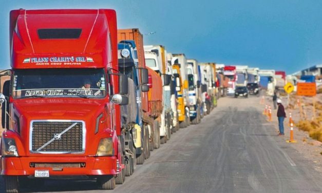 TRANSPORTE PESADO AMENAZA CON NO PAGAR PEAJES