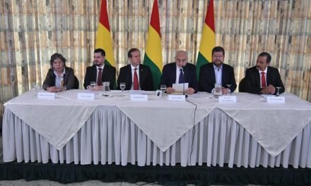 BLOQUE DE UNIDAD OPOSITORA ELEGIRÁ SU CANDIDATO MEDIANTE TRES ENCUESTAS SIMULTÁNEAS