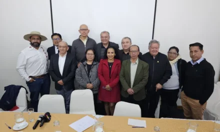 AL MENOS 10 PARLAMENTARIOS DE COMUNIDAD CIUDADANA SE SUMAN A SAMUEL DORIA MEDINA