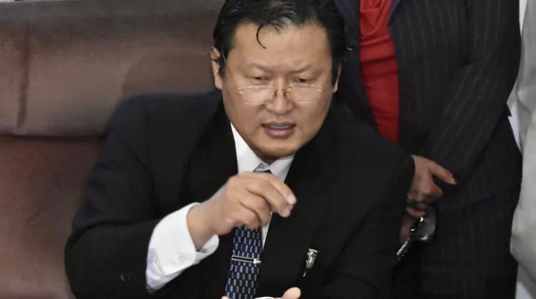 CHI HYUN CHUNG CALIFICA COMO ALGO «ANORMAL»A MADRES SOLTERAS