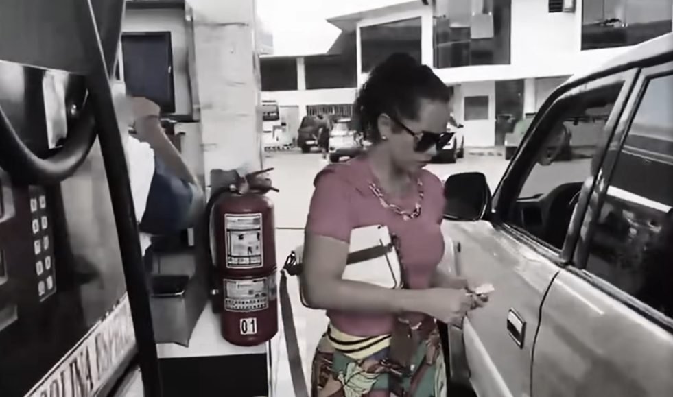 DENUNCIAN A ASAMBLEÍSTA POR COMPRA DE COMBUSTIBLE EN BIDONES